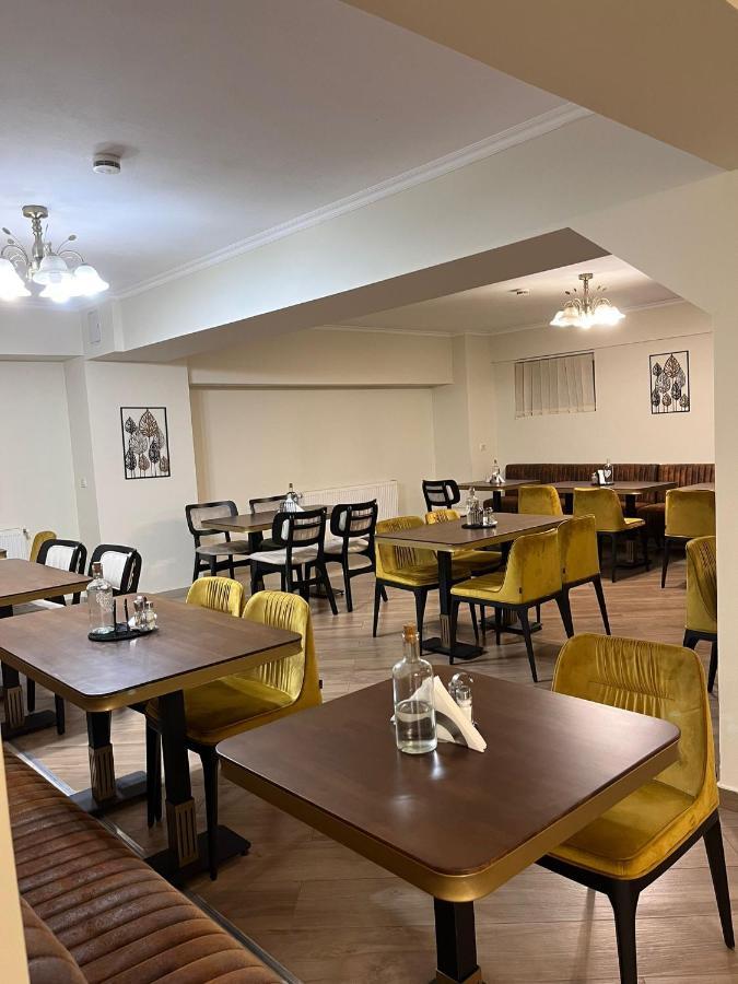 Camere De Inchiriat Elisei Τιμισοάρα Εξωτερικό φωτογραφία